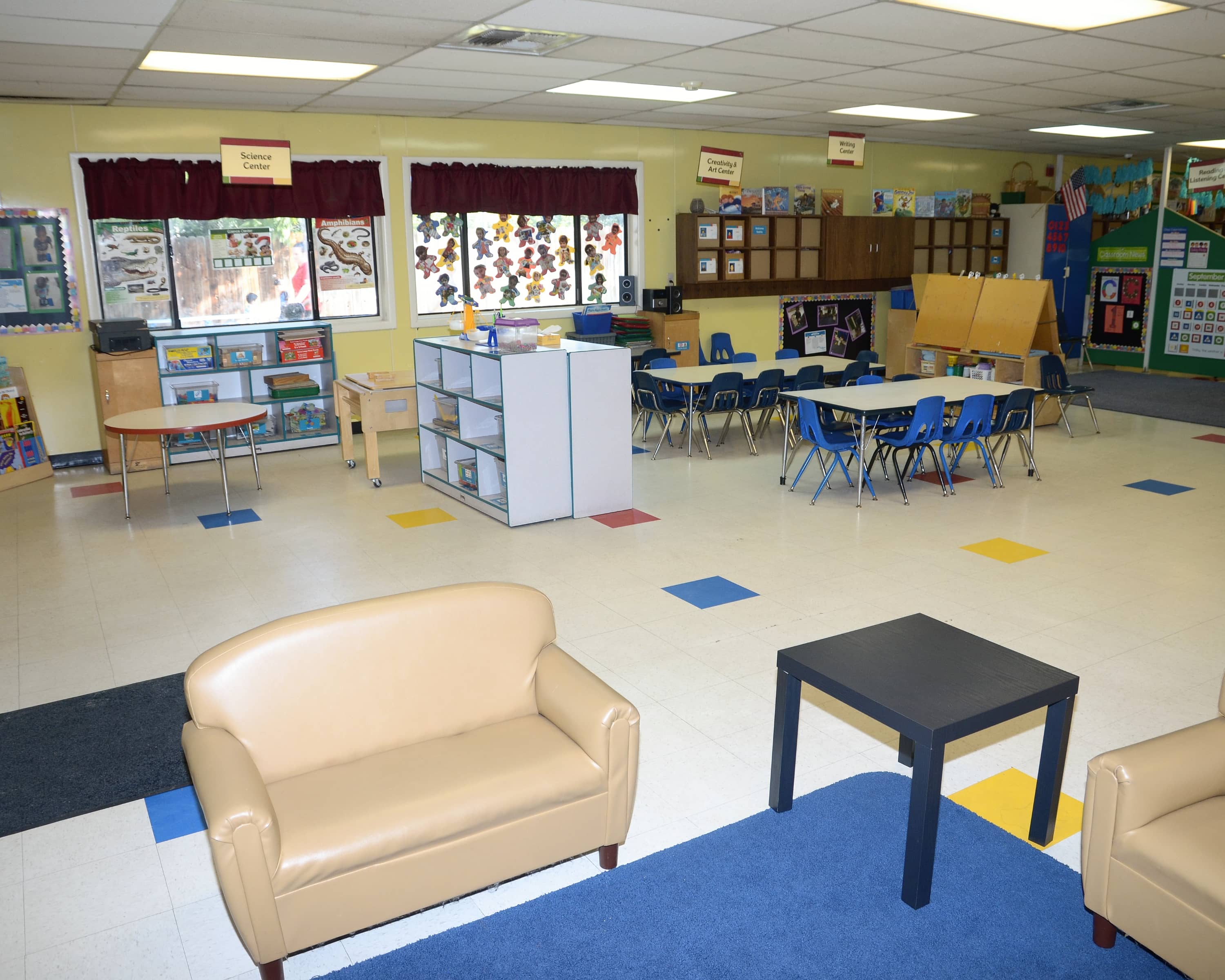 La Petite Academy of Bakersfield in Bakersfield, CA 2616 Gosford La